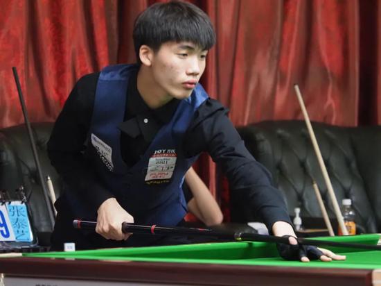 加强防守训 加强防守训