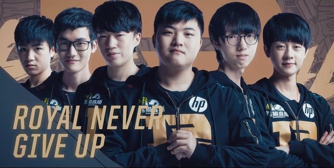 他在俱乐部 他在俱乐部