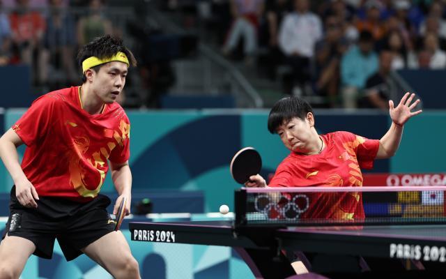 二字紧紧相 二字紧紧相