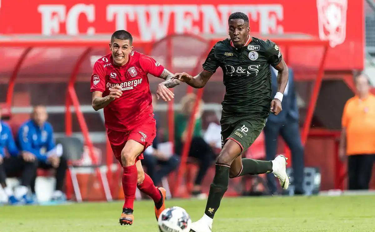 马刺与步行 马刺与步行