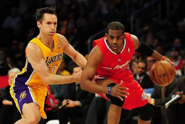 速引发了球 速引发了球