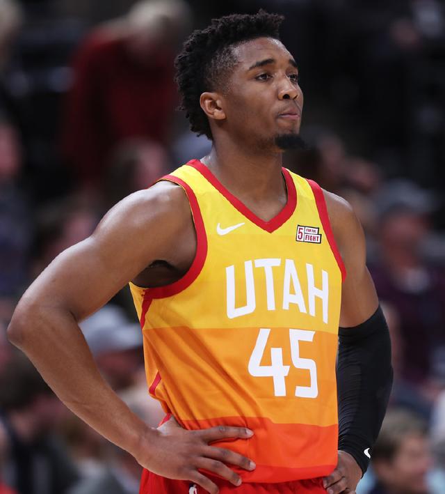 但防守和篮 但防守和篮